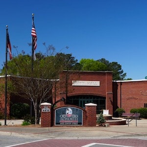 local real estate agents in Acworth